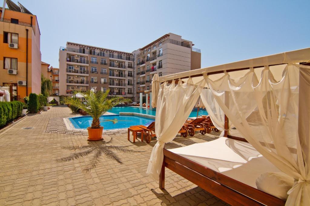 Menada Dawn Park Apartment 써니비치 외부 사진